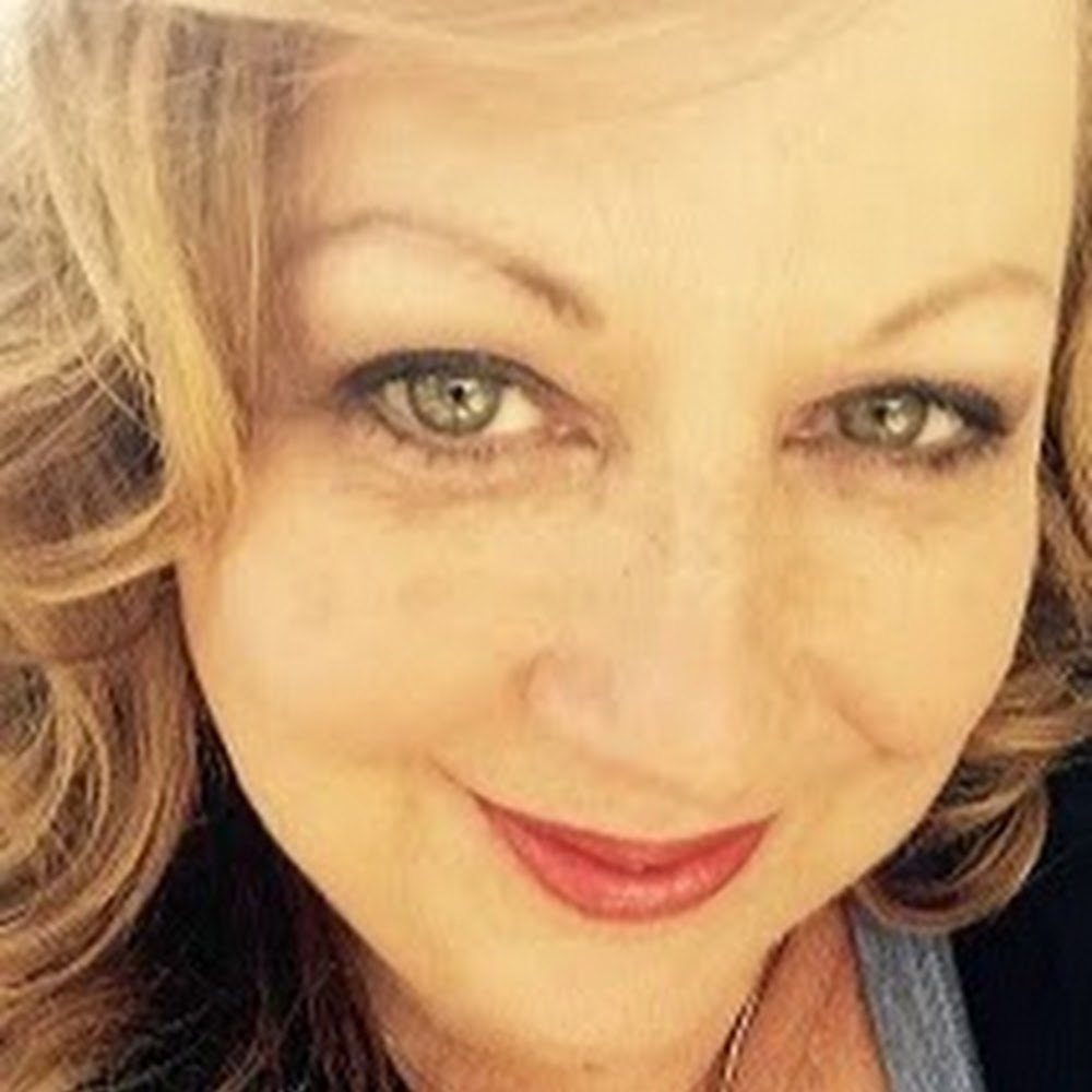 Meet your Posher, Jeanann